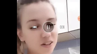 Balan&ccedil;ando peitinho na live